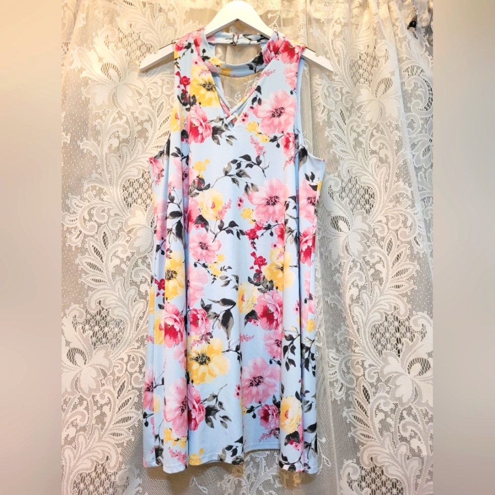 Berry & Cream Size L Strappy Periwinkle & Colorful Floral Design Midi Dress